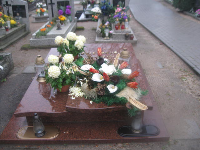 Grób Henryk Zwierzchowski