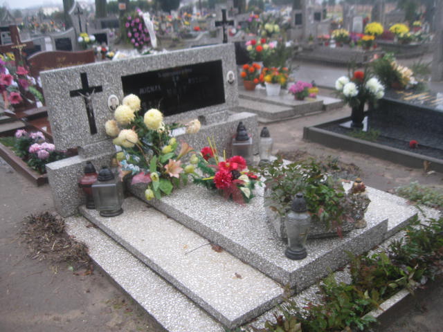 Grób EDWARD HNAT