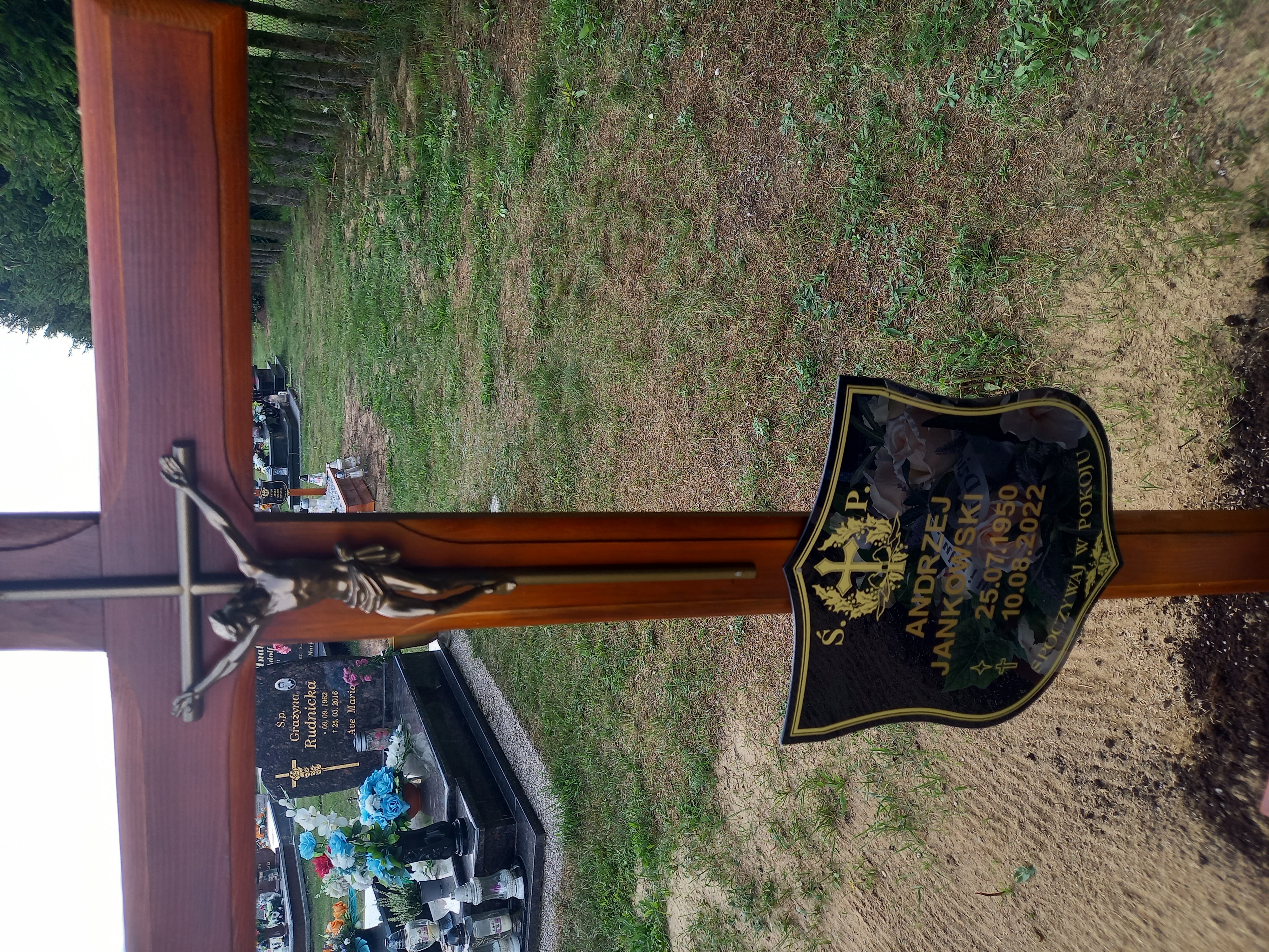 Grób Nikola Maciejewska